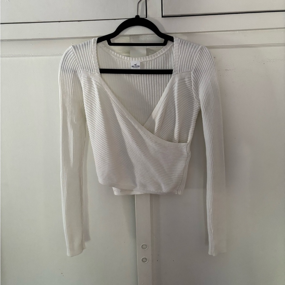 White hollister Wrap Top